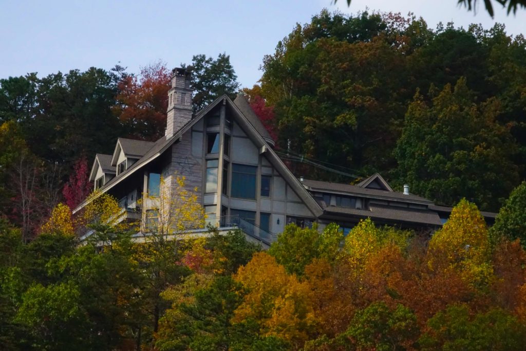 Gatlinburg Castle – Destroyed By Fire